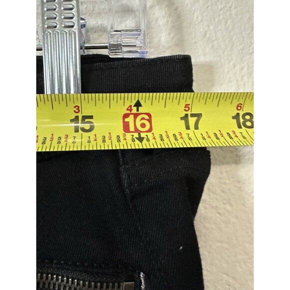 BEBE Women’s Mid Rise Slim Fit Zip Accents Black Jeans Size 31 - Picture 9 of 11